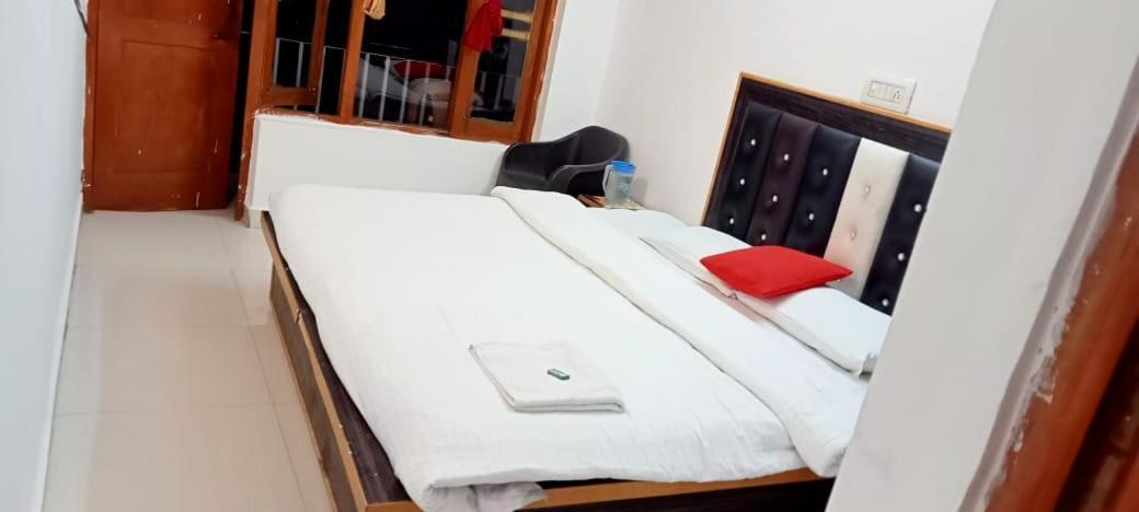 Sandeep Home Stay McLeod Ganj Extérieur photo